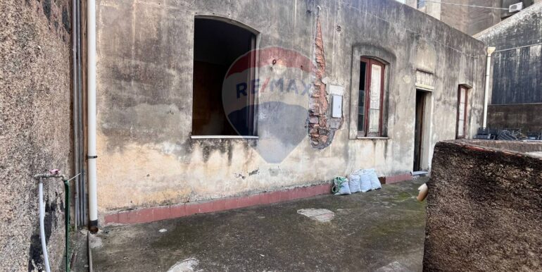 20251116181609-997840-4