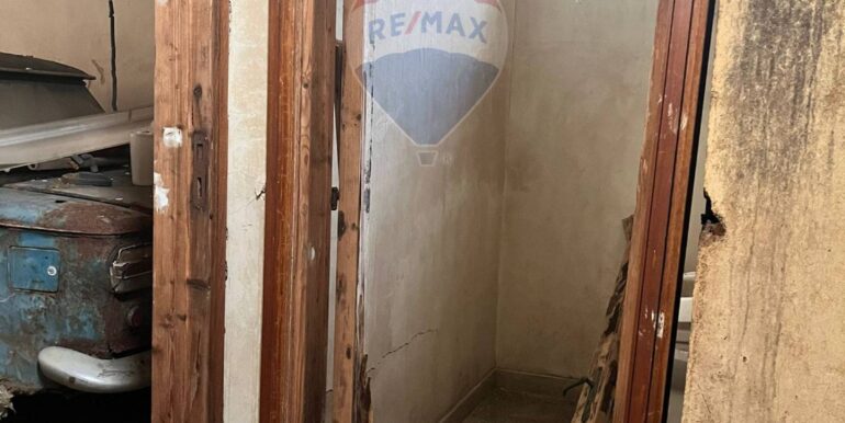 20251116181807-997846-4