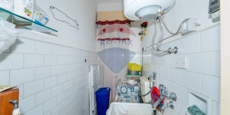 20251116185938-999767-15