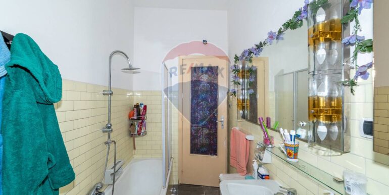 20251116185946-999767-18