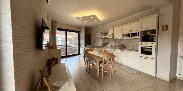 20251116192912-1000952-1