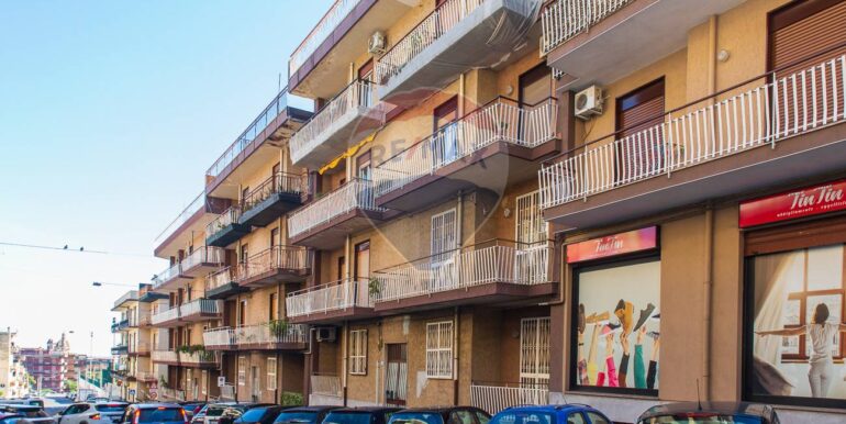 20251116210026-1000948-4