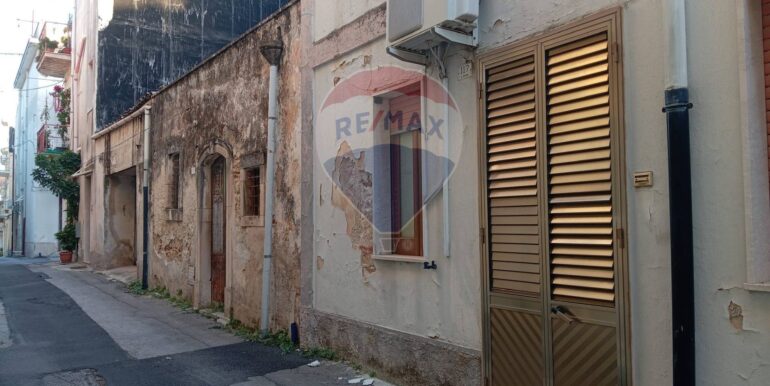 2025111691625-1000553-5