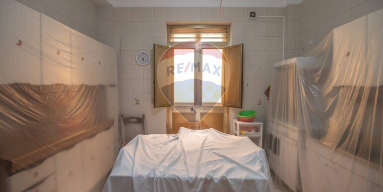 20251117100514-1000635-9