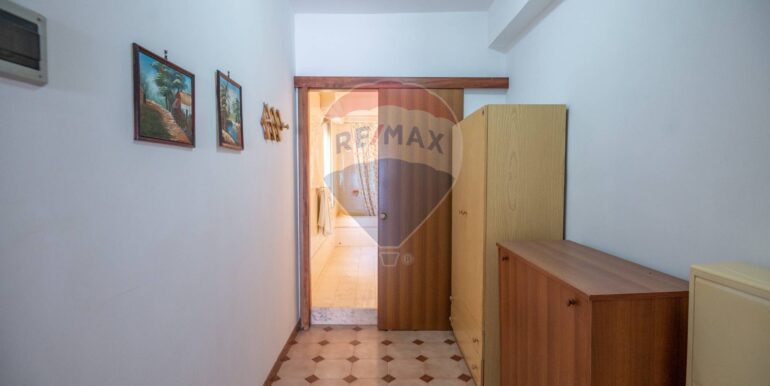 20251117100556-1000635-18