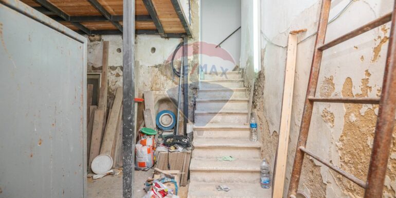 20251117115935-1000572-1