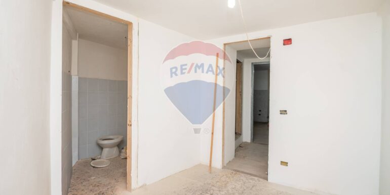 20251117115939-1000572-2