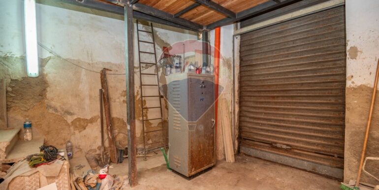 20251117120012-1000572-15