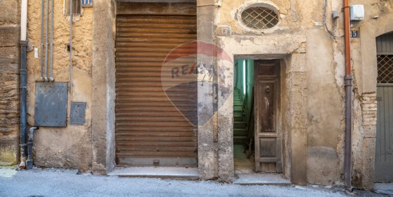 20251117120019-1000572-17