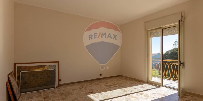 20251117171140-1001105-4