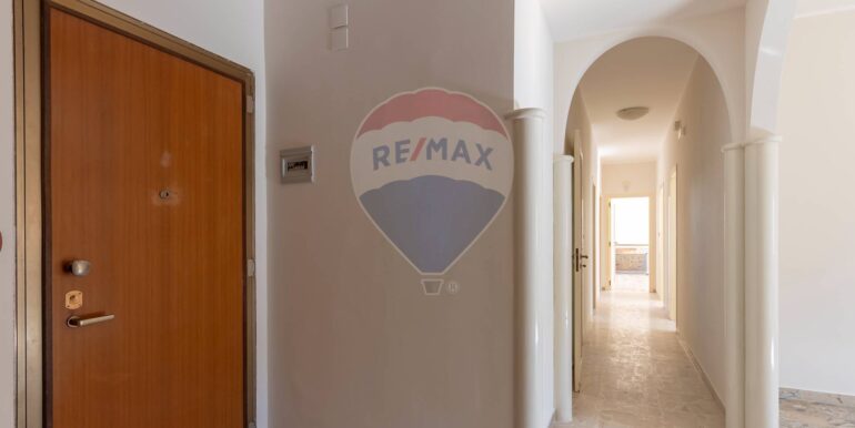 20251117172011-1001105-25