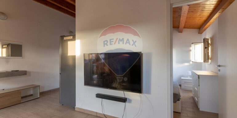 20251117173453-1001245-7