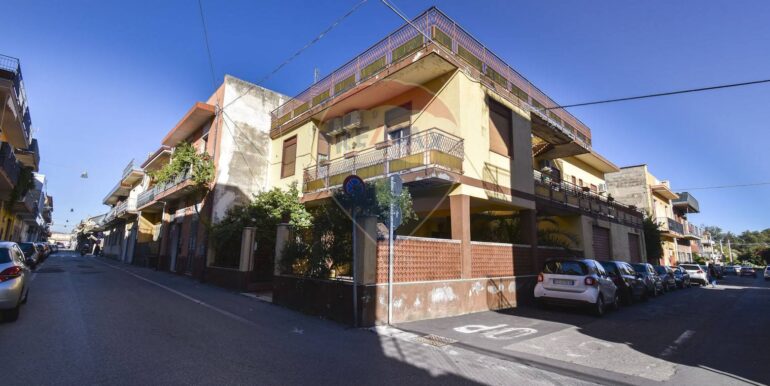 20251117173500-1001085-1