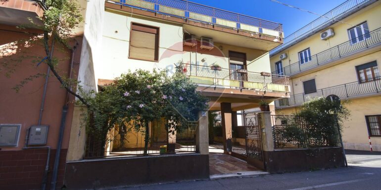 20251117173504-1001085-2