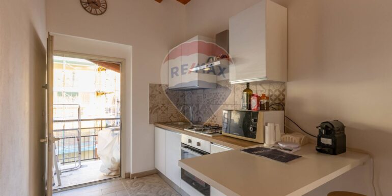 20251117173539-1001245-12