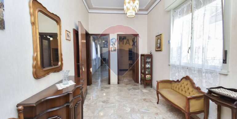 20251117173553-1001085-14