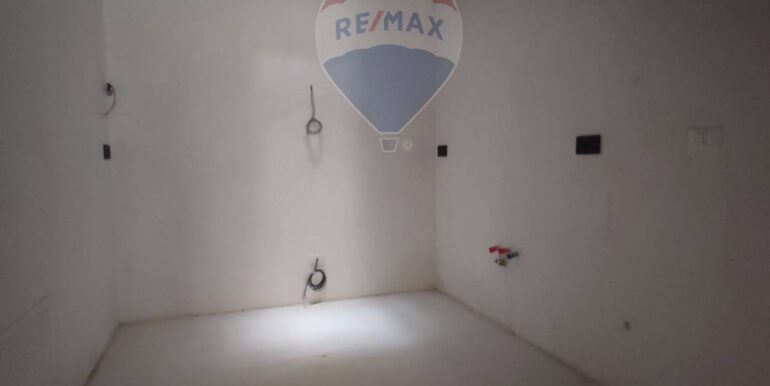 20251117175451-923075-26