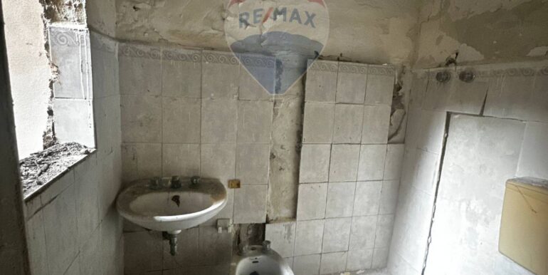 20251117185121-997502-12