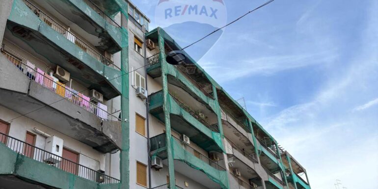 20251117211806-1001304-1