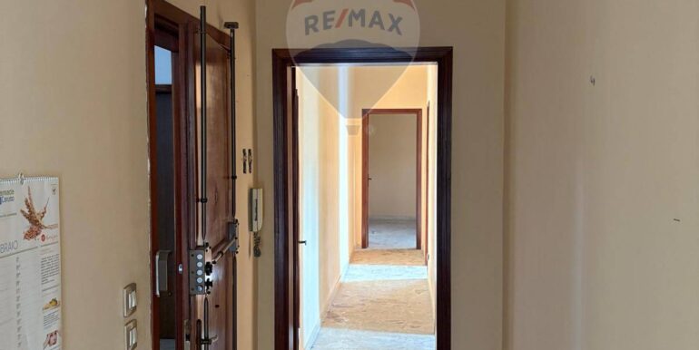 20251117211812-1001304-3