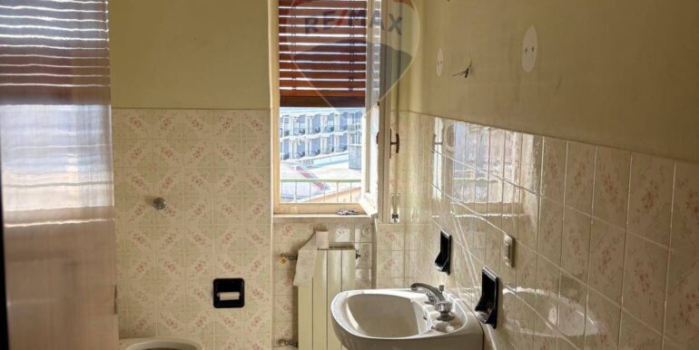 20251117211818-1001304-6