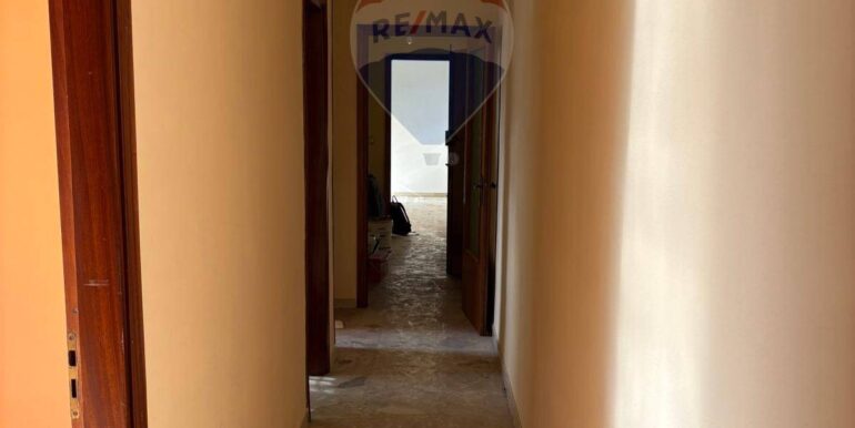 20251117211838-1001304-16