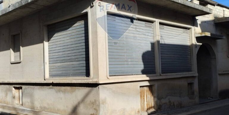 20251117231813-1001308-8