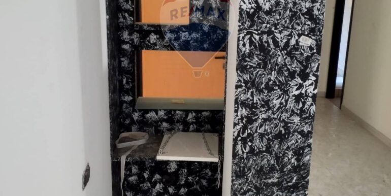 20251117231815-1001308-9