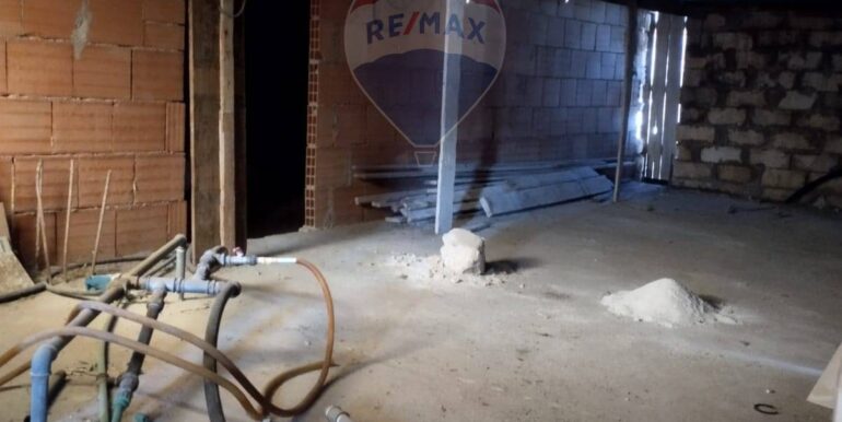 20251117231831-1001308-17