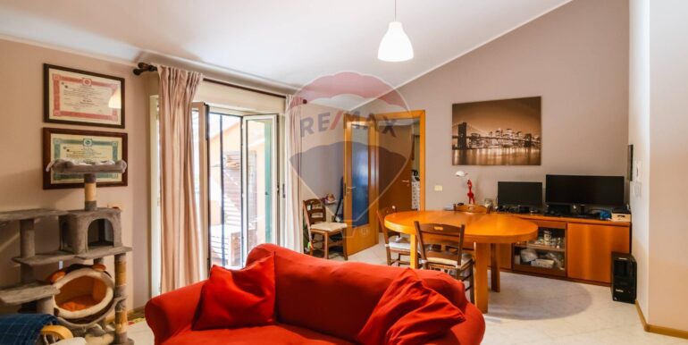 20251118102221-999179-1