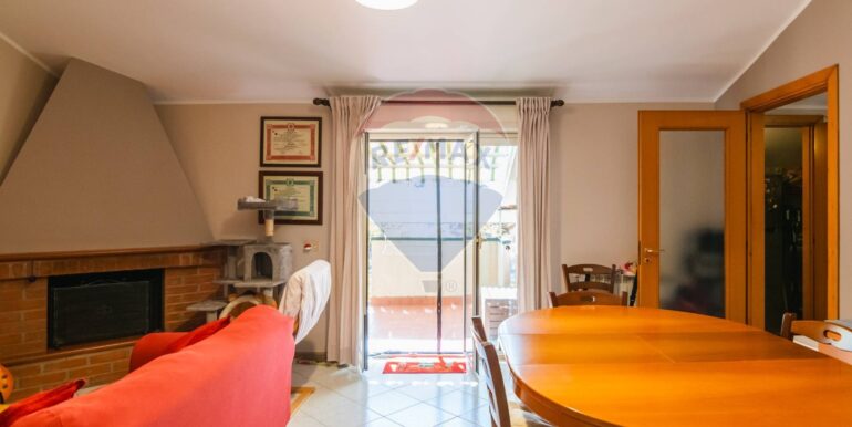 20251118102234-999179-5