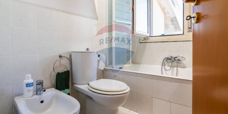 20251118102244-999179-8