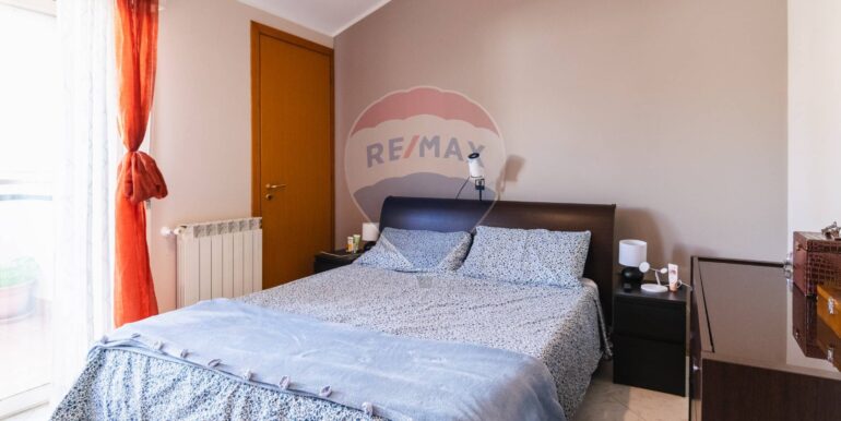 20251118102250-999179-10