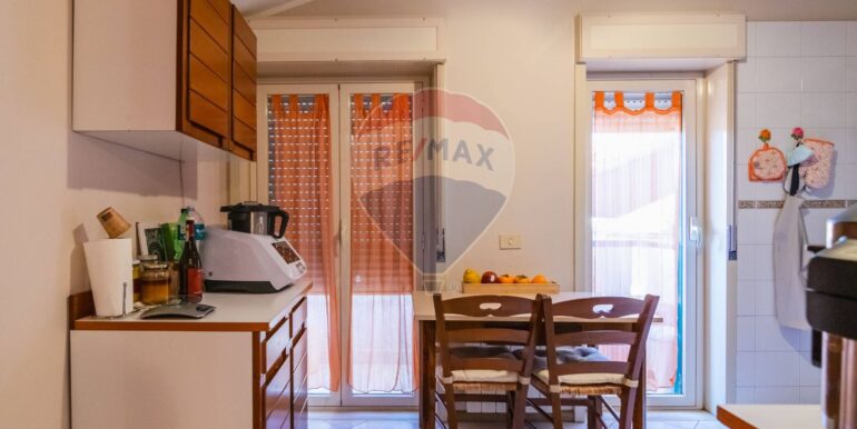 20251118102312-999179-17