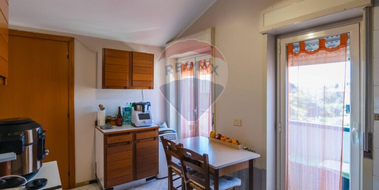 20251118102318-999179-19