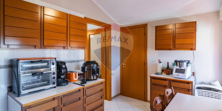 20251118102321-999179-20