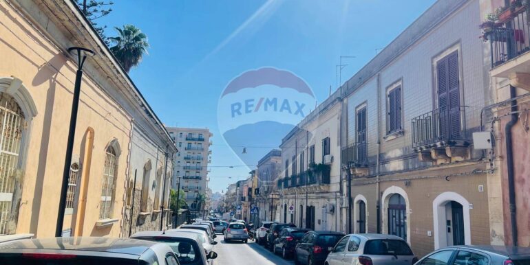 20251118110845-1001399-1