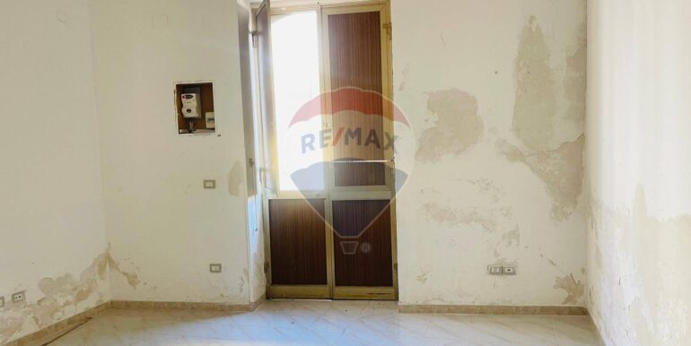 20251118110845-1001399-2