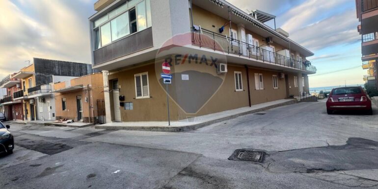 20251118120746-1001422-18