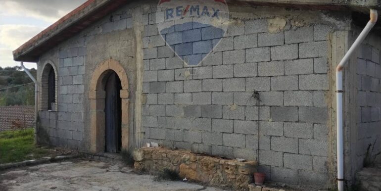 2025111875600-1001313-12