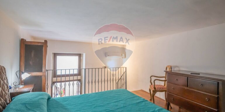 20251119111456-1000903-2