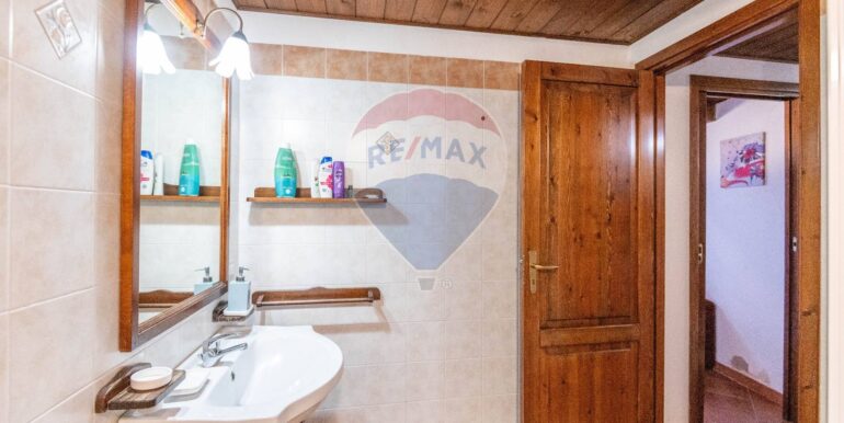 20251119111512-1000903-6