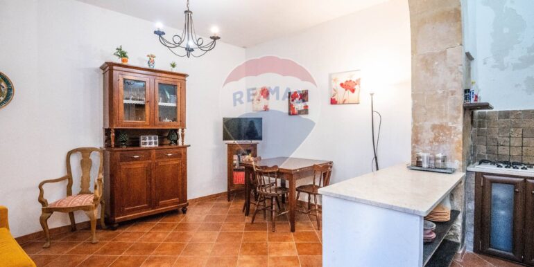 20251119111541-1000903-13