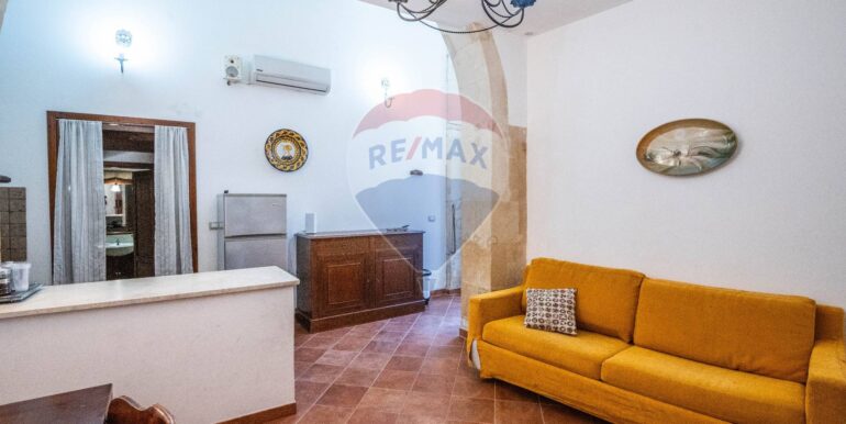 20251119111545-1000903-14