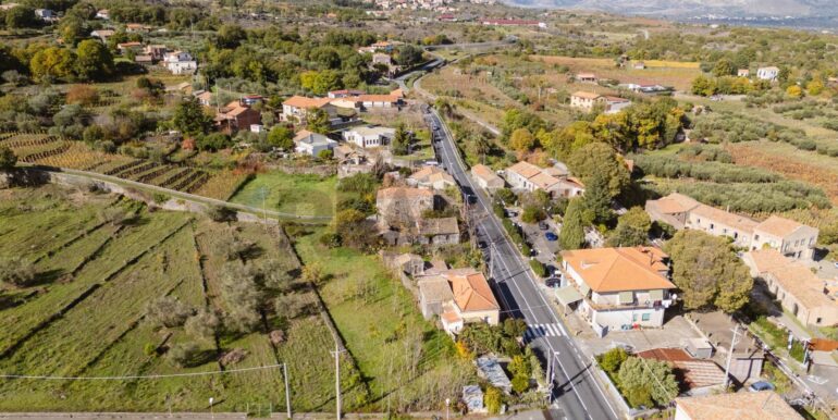 20251119121147-1002193-3