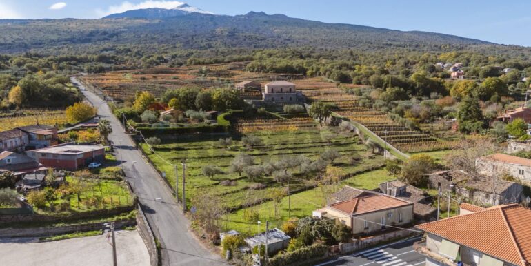 20251119121227-1002193-11