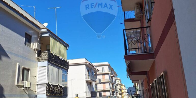 20251119123248-1002184-9