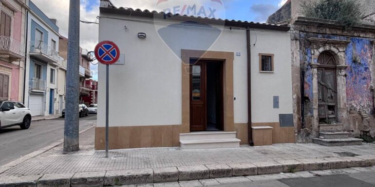 20251119153840-1002242-9