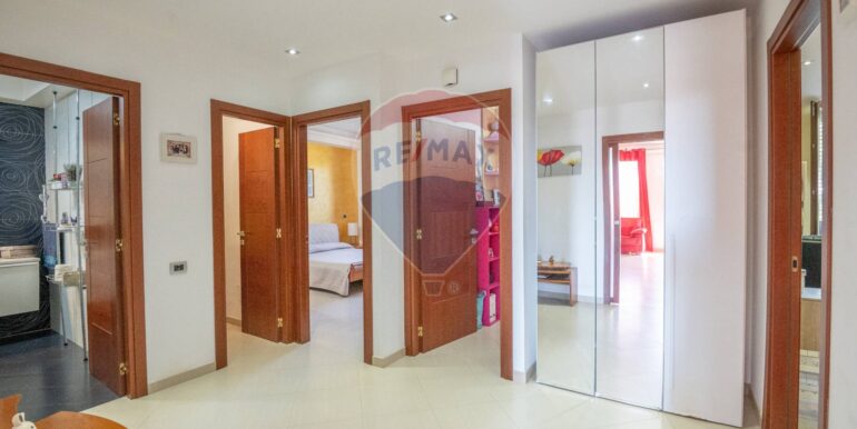 20251119170743-996866-16