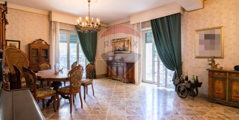 20251119184622-1000947-11